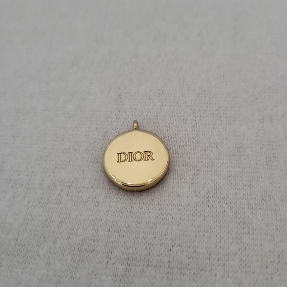 Dior Ja'dore NWOB Gold Tone Pendent With White Fragrance Stone 8mm - Picture 4 of 12